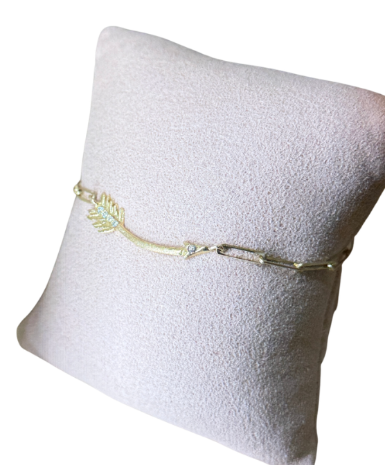 Arrow Bracelet Pathway | The Tiny Finch